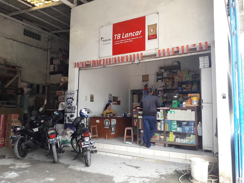 Coffee Shops on Ir Juanda Street: Rivalry Heats Up as Citimall Arrives